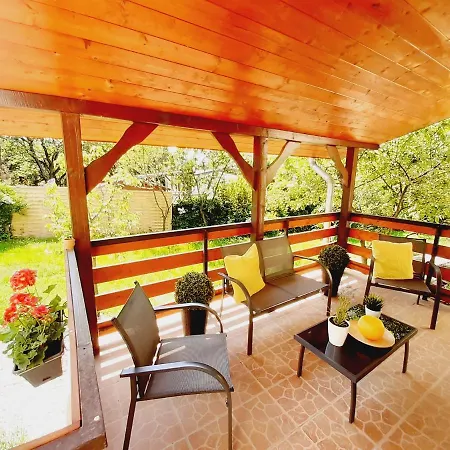 Laura Medencevel Holiday home *