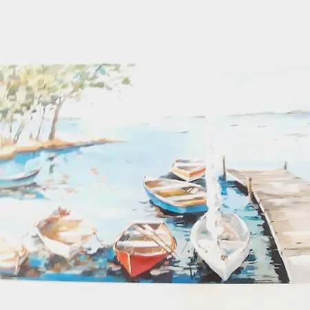 Laura Medencevel Tatil Evi *